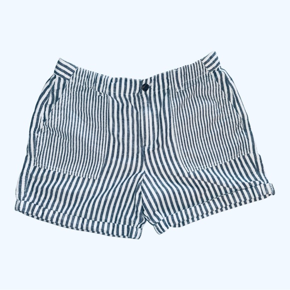 GAP Pants - Gap Girlfriend Chino Shorts Women's Size 10 Regular Striped Navy‎ & White